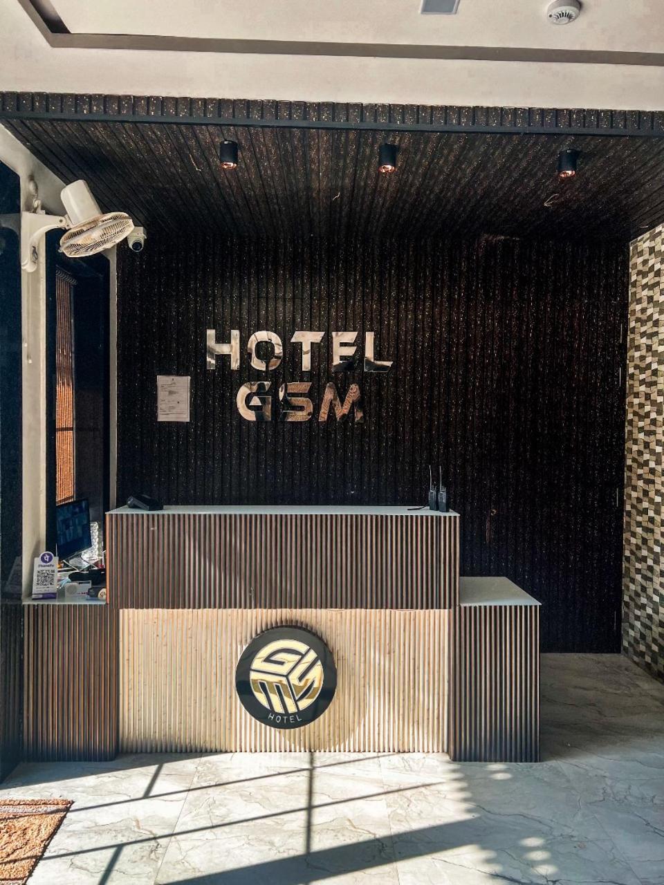 Gsm Hotel Vrindāvan Esterno foto